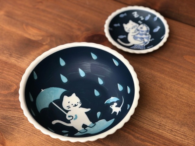 Japanese Mino Ware Medium Bowl - Cat And Umbrella