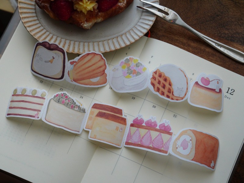 Ivy Snow Sticky Notes Roll - Whimsical Desserts