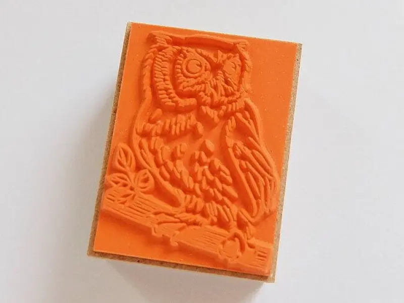 Ponchise Wooden Rubber Stamp - Owl