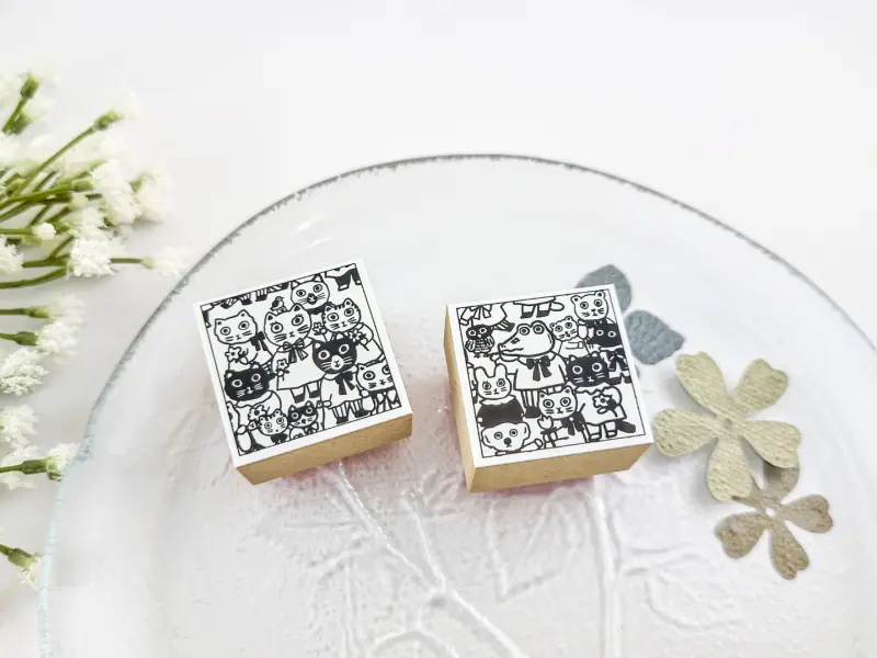 SANBY x Yumi Kitagishi Gyu Gyu Stamp - Animals