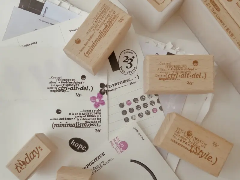 Sissi Rubber Stamp Two Three - Light Chaser