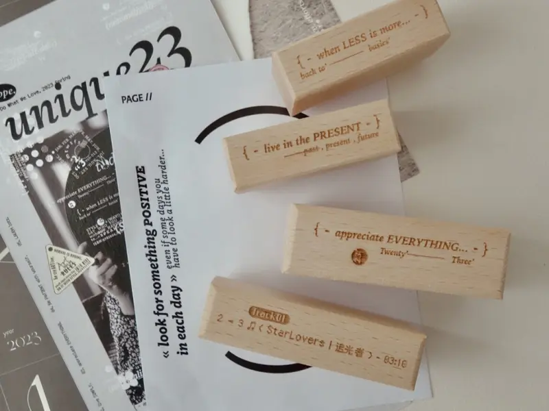 Sissi Rubber Stamp Two Three - Light Chaser