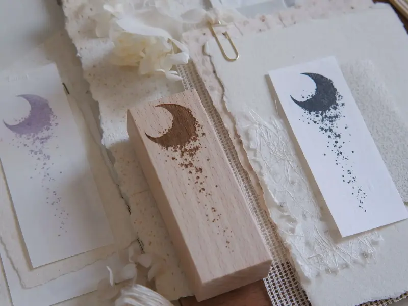 Jeenzaa Zoey Rubber Stamp Moon Shadow - Moonfall Flower