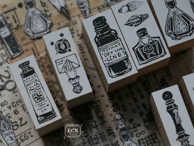 LCN Rubber Stamp Set - On The Desk
