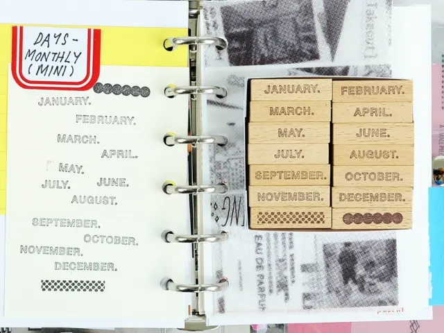 Kurukynki Rubber Stamp Set Days - Monthly Mini