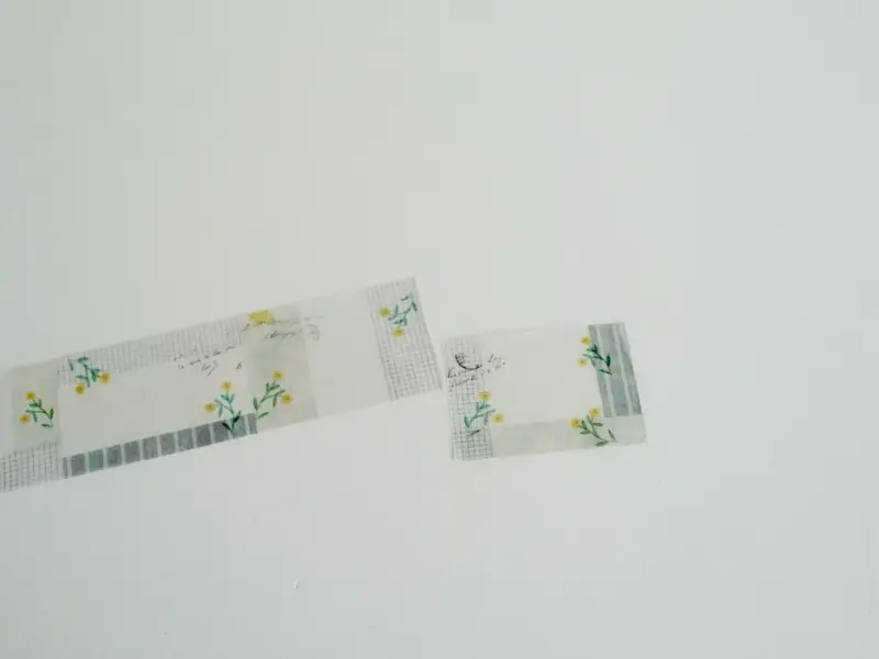Yohaku Tracing Roll Sticky Note CHECK&STRIPE Winter Gift 2024 - YC-025