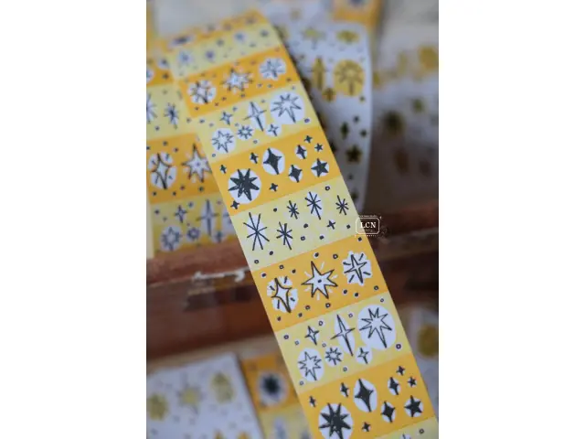 LCN Label Sticker Roll - Hand Drawn Stars Yellow