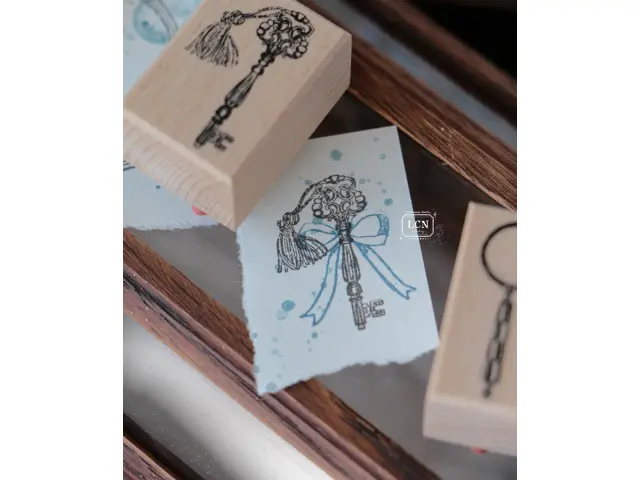 LCN Rubber Stamp  - Sceleton Key
