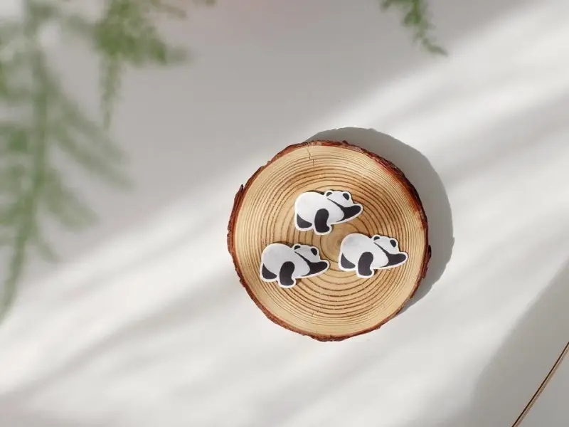Suatelier Flake Stickers No.302 - Baby Panda