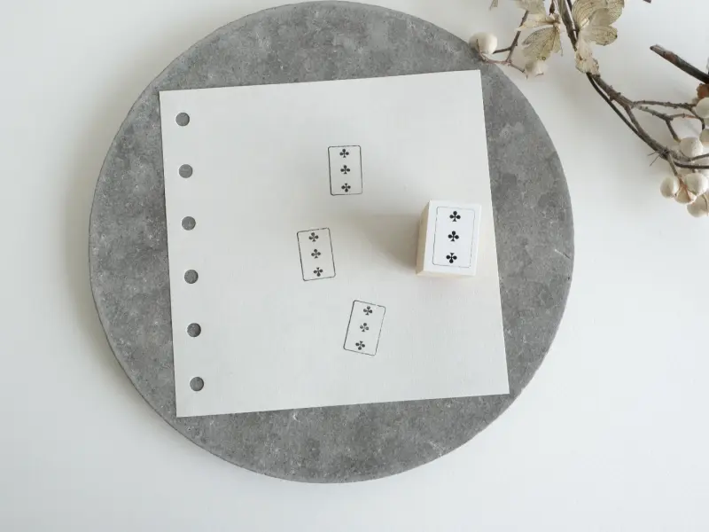 Yohaku Rubber Stamp S-111 - Clover 3