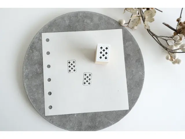 Yohaku Rubber Stamp S-112 - Spade 8