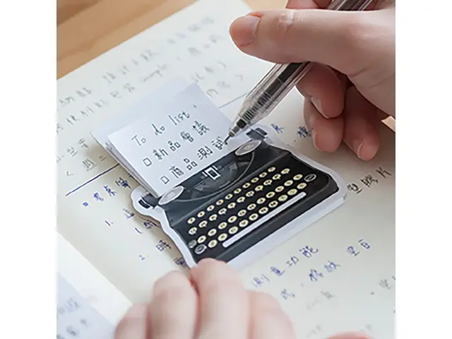 MU Sticky Note - Typewriter