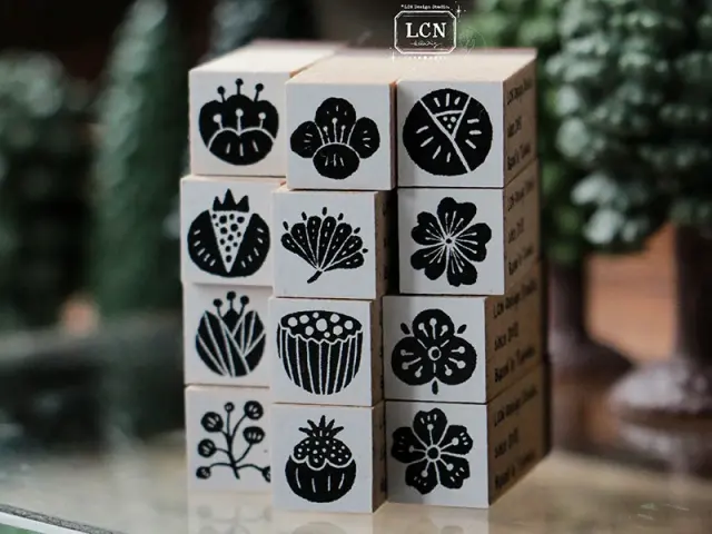 Lin Chia Ning Wooden Rubber Stamp Set - Wagashi Flowers