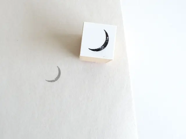 Yohaku Rubber Stamp S-121 - Mikazuki