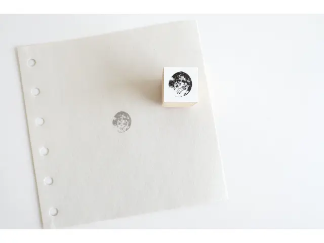 Yohaku Rubber Stamp S-119 - Tsuki 1