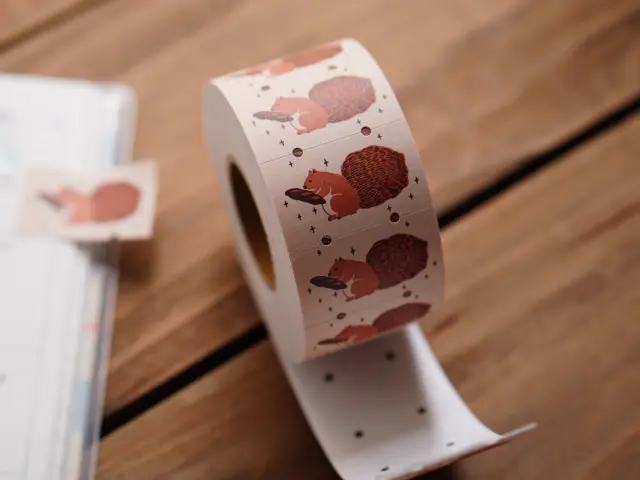 Ivy Snow Label Sticker Roll - Squirrel And Bread