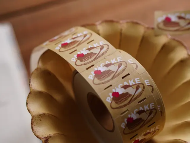 Ivy Snow Label Sticker Roll - Pancake