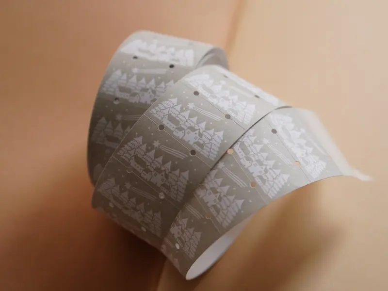 Ivy Snow Label Sticker Roll - Winter