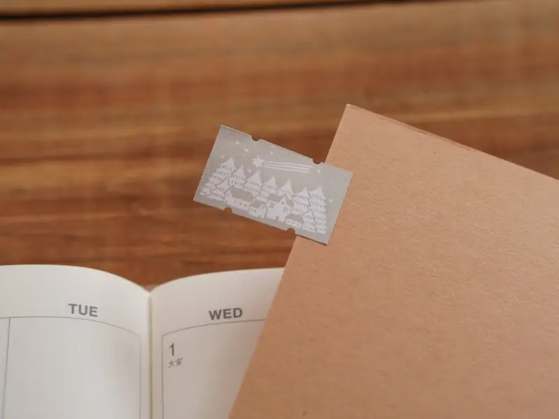 Ivy Snow Label Sticker Roll - Winter