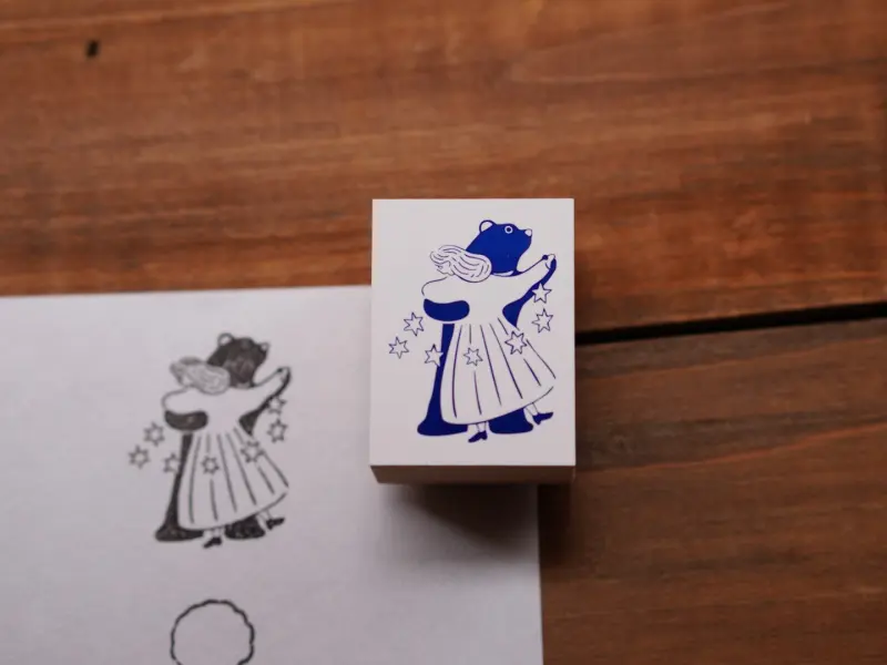 Ivy Snow Stamp - Dancing With Bear
