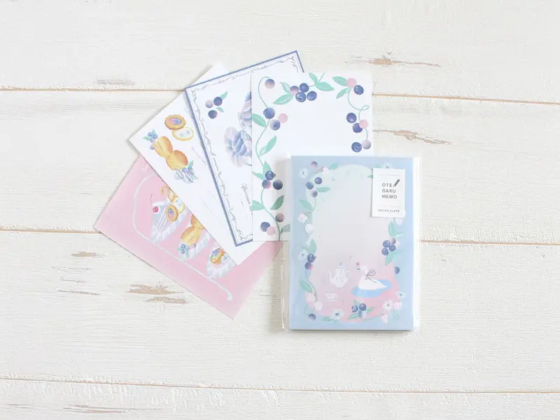 Papier Platz x A La Caldo Otegaru Memo Pad - Swan
