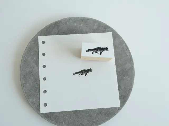 Yohaku Rubber Stamp S-127 - Kitakitsune