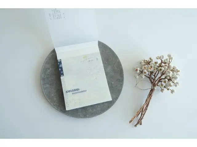 Yohaku Memo Pad CHECK&STRIPE Winter Gift YC-029 - Fuyugasumi