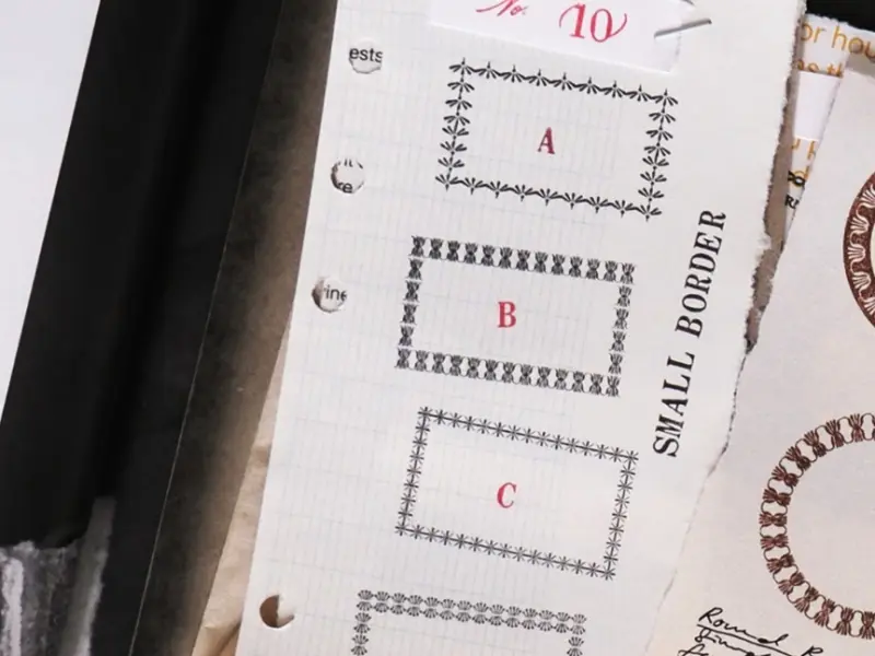 Pre-Order Kurukynki Wooden Rubber Stamp Loop And Lantern - Small Border