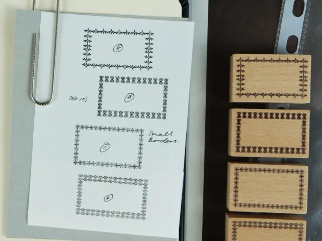 Pre-Order Kurukynki Wooden Rubber Stamp Loop And Lantern - Small Border