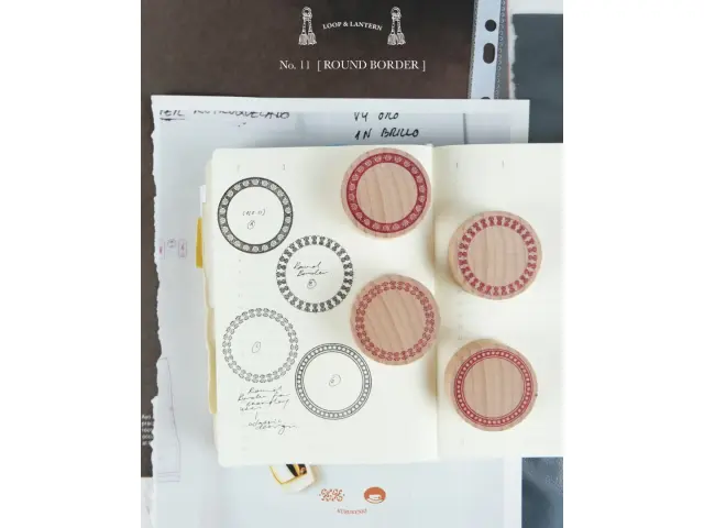 Kurukynki Wooden Rubber Stamp Loop And Lantern - Round Border