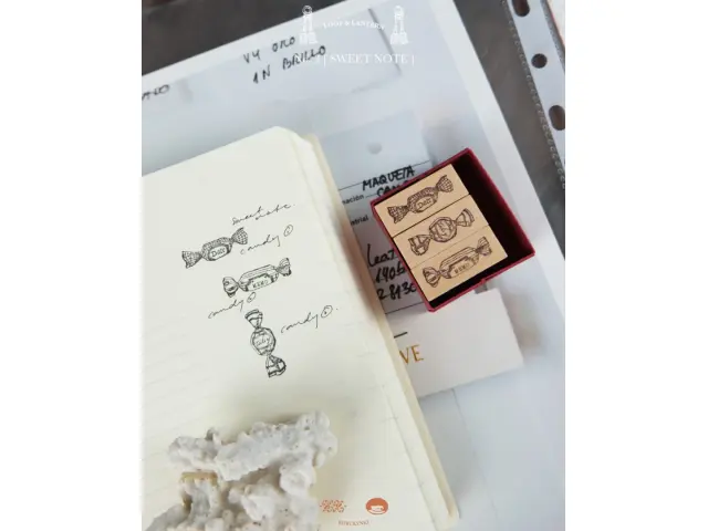 Kurukynki Wooden Rubber Stamp Set Loop And Lantern - Sweet Note