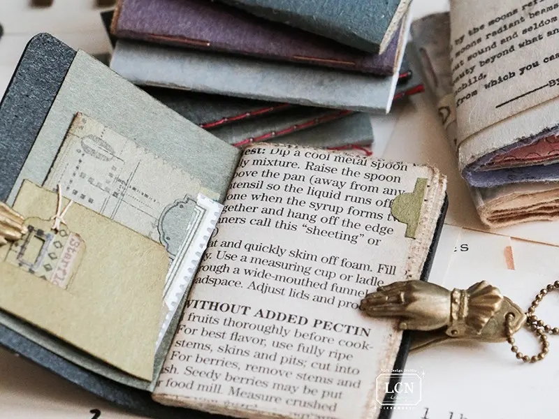 Pre-Order LCN Mini Tote Stationery Set - Black