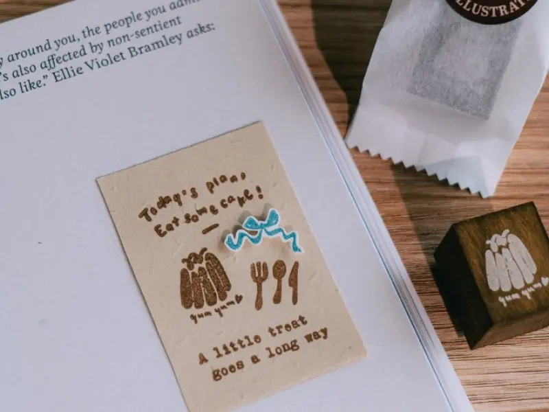 Pre-Order Meow Illustration Wooden Rubber Stamp - Canele