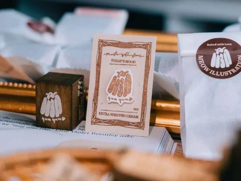 Pre-Order Meow Illustration Wooden Rubber Stamp - Canele