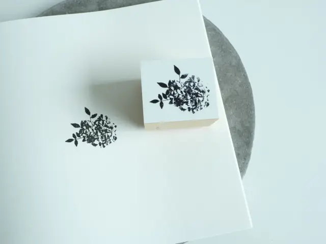 Yohaku Rubber Stamp S-139 - Bouquet