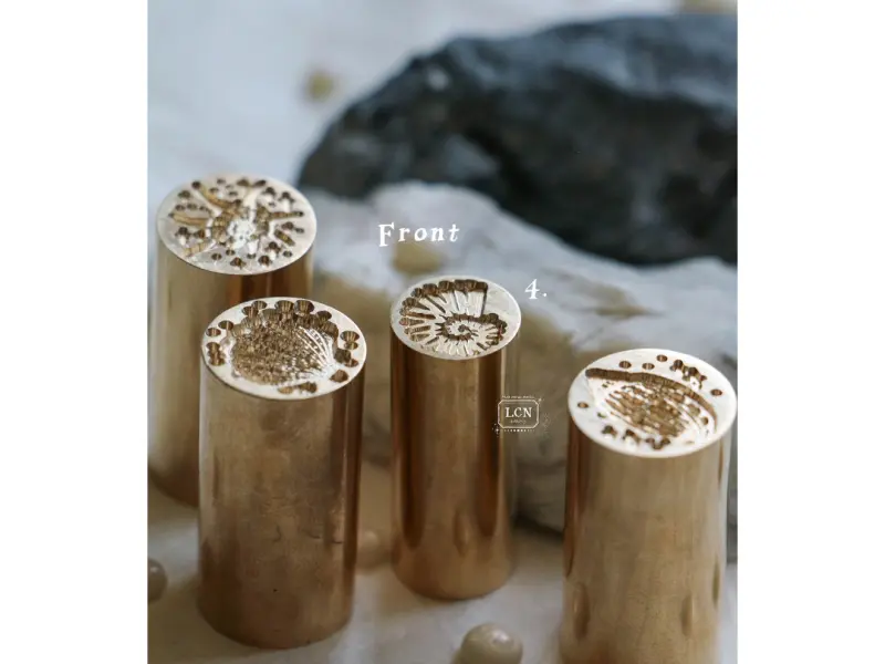 Pre-Order LCN Double-Sided Mini Wax Seal Stamp - Shell