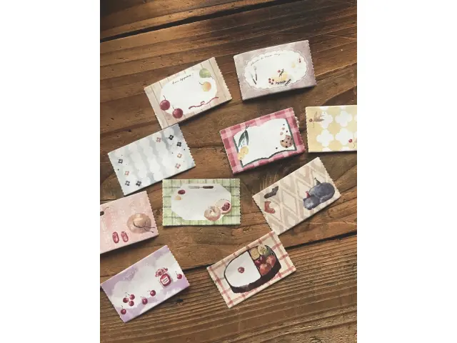 Pre-Order Breezy Studio Memo Roll - Picnic