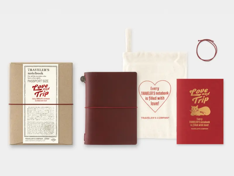Traveler's Notebook Limited Edition Passport Size Red - LOVE AND TRIP