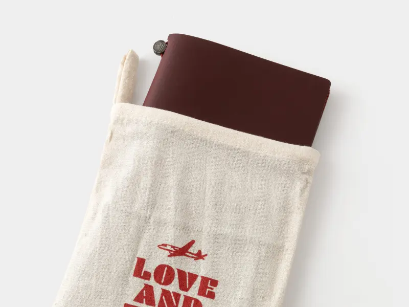 Traveler's Notebook Limited Edition Regular Size Red - LOVE AND TRIP