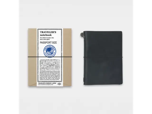 Traveler's Notebook Passport Size - Black