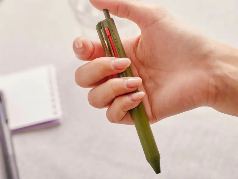 Uniball JETSTREAM More Black Ballpoint Pen 3-color 0.7 - Dark Olive