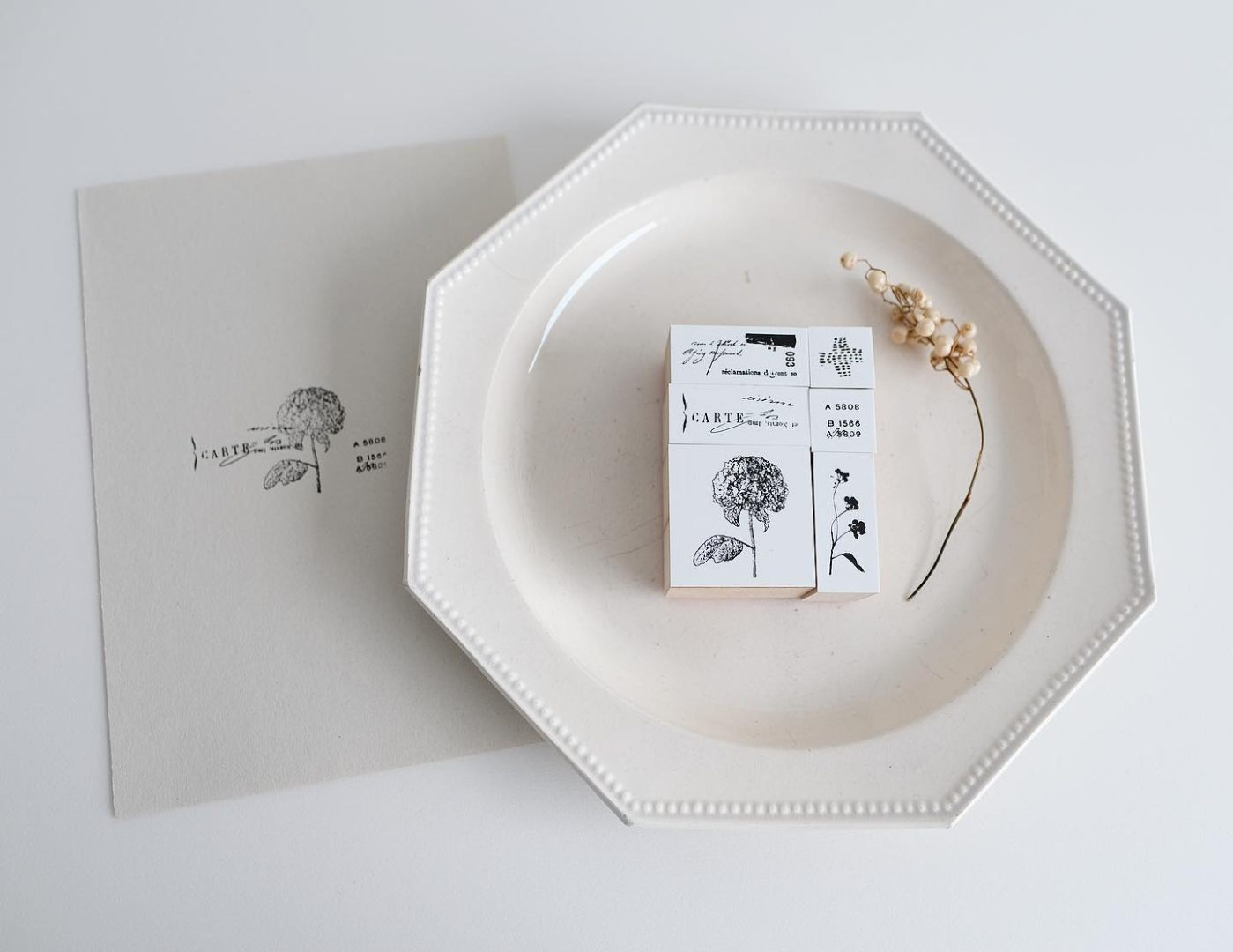 Yohaku Stamp S065 - Stitch