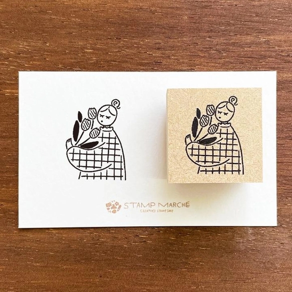 Stamp Marche Girl Rubber Stamp - Holding Flowers