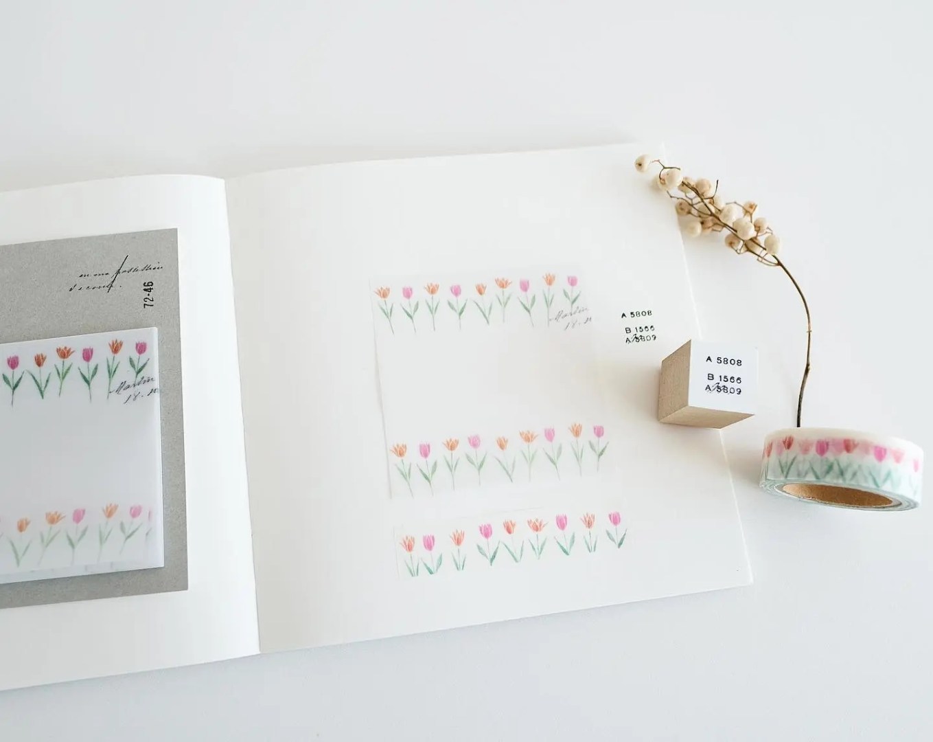 Yohaku Tracing Paper Sticky Notes M104 - Tulip