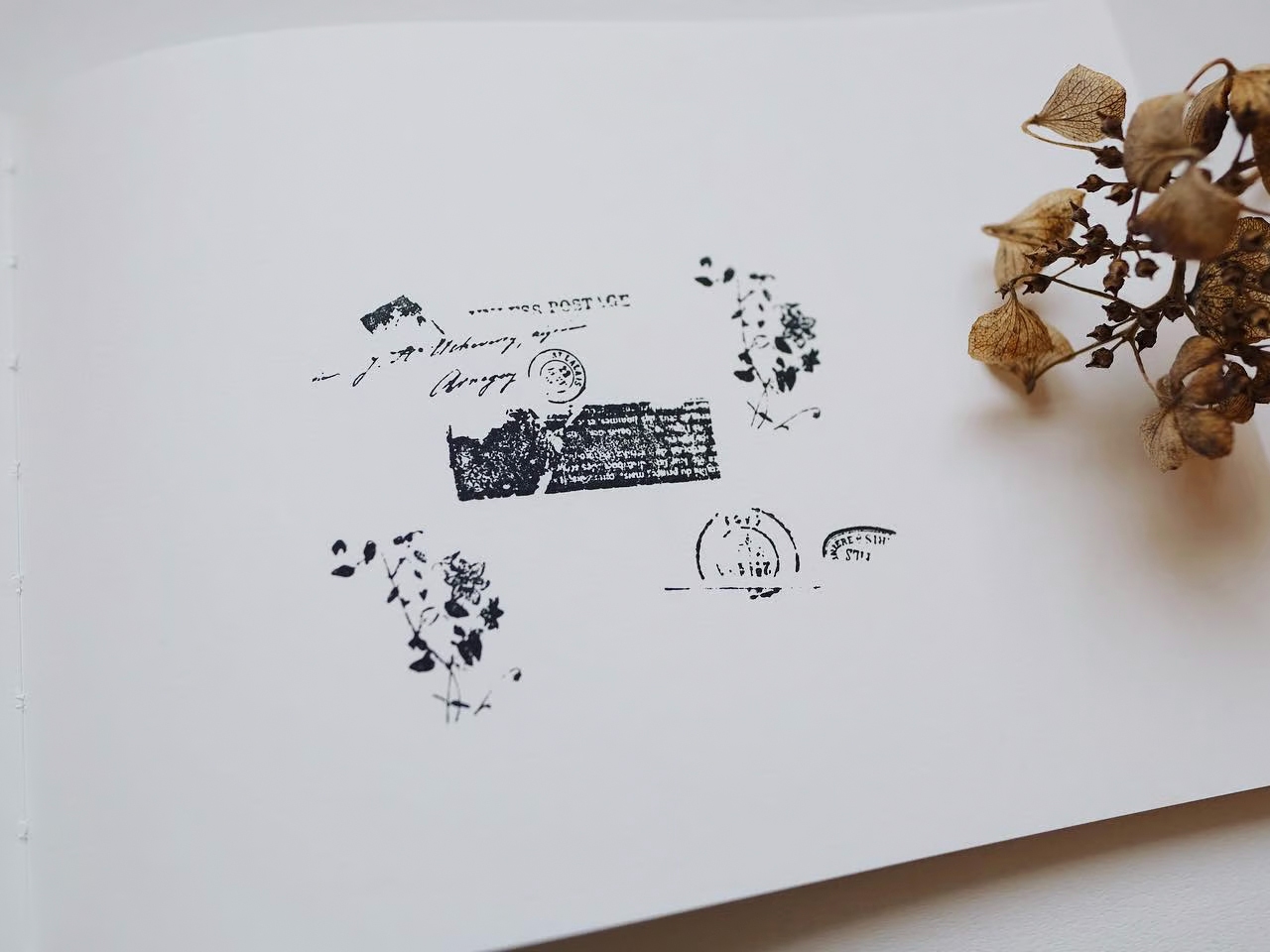 Yohaku Stamp S076 - Journal