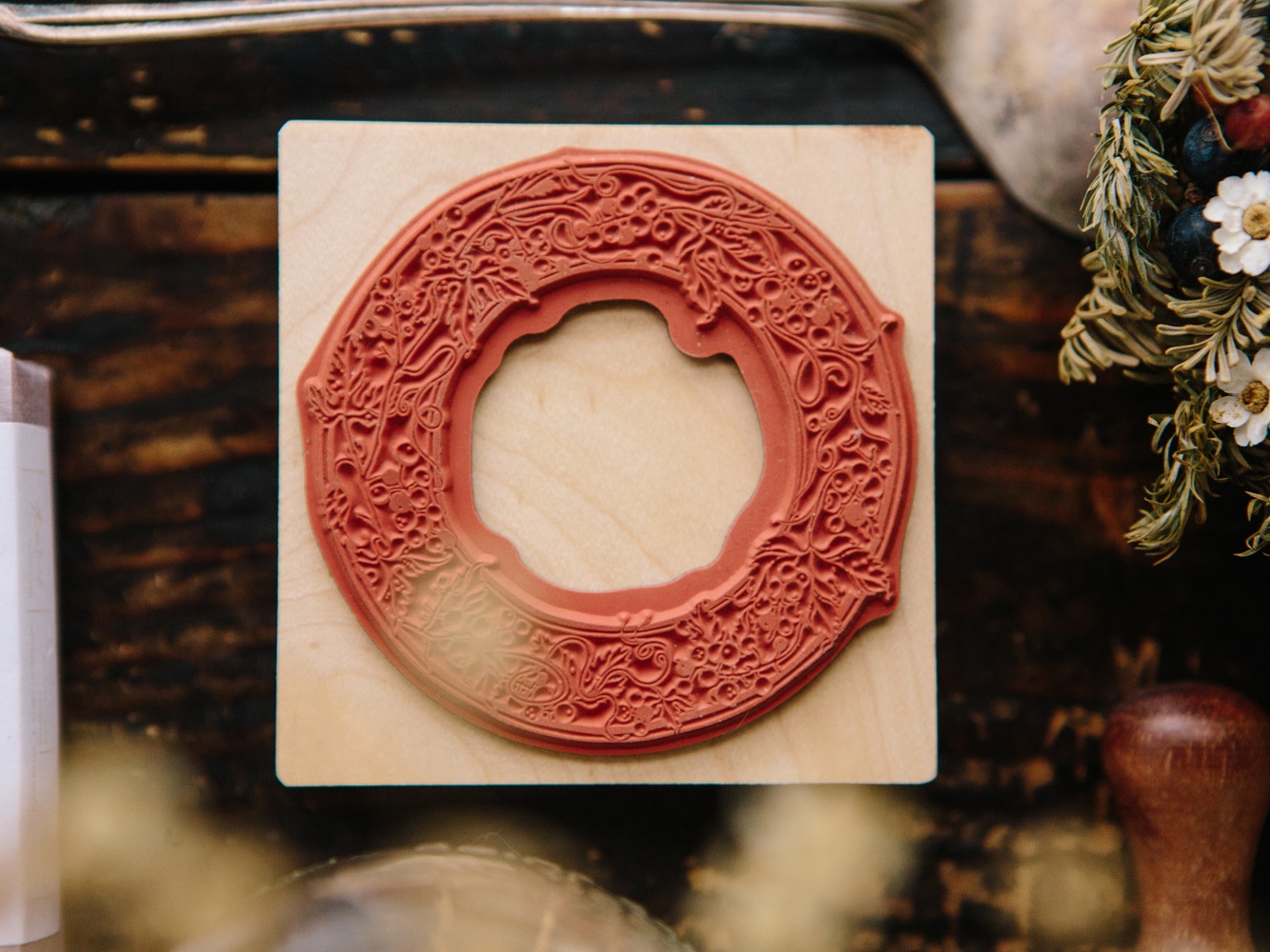 OURS Wild Grape Frame Rubber Stamp