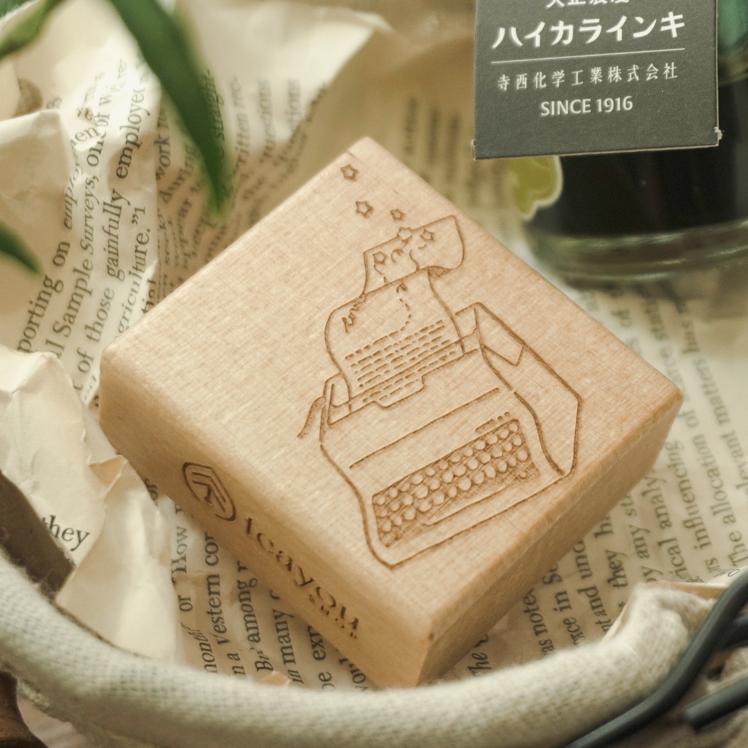 Teayou Rubber Stamp Enchanted Library - Typewriter