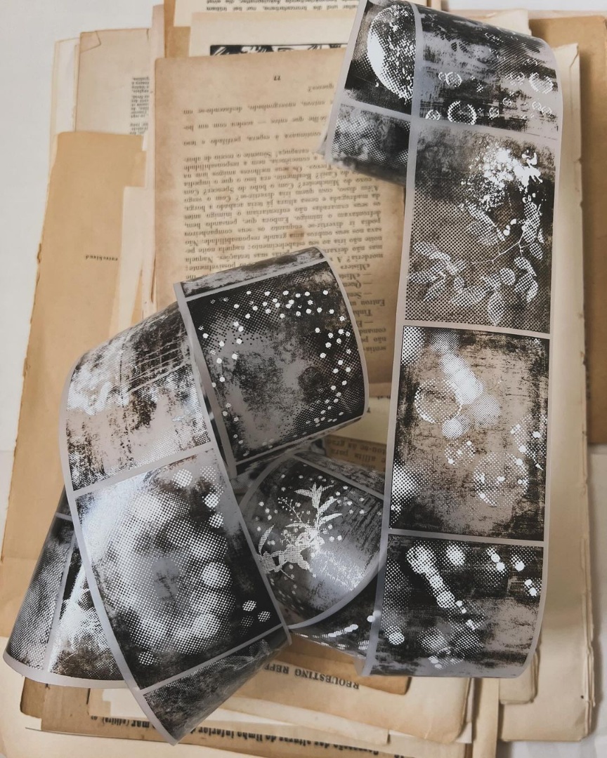 Plus Minus Matte PET Tape - Noir 06 Foliage