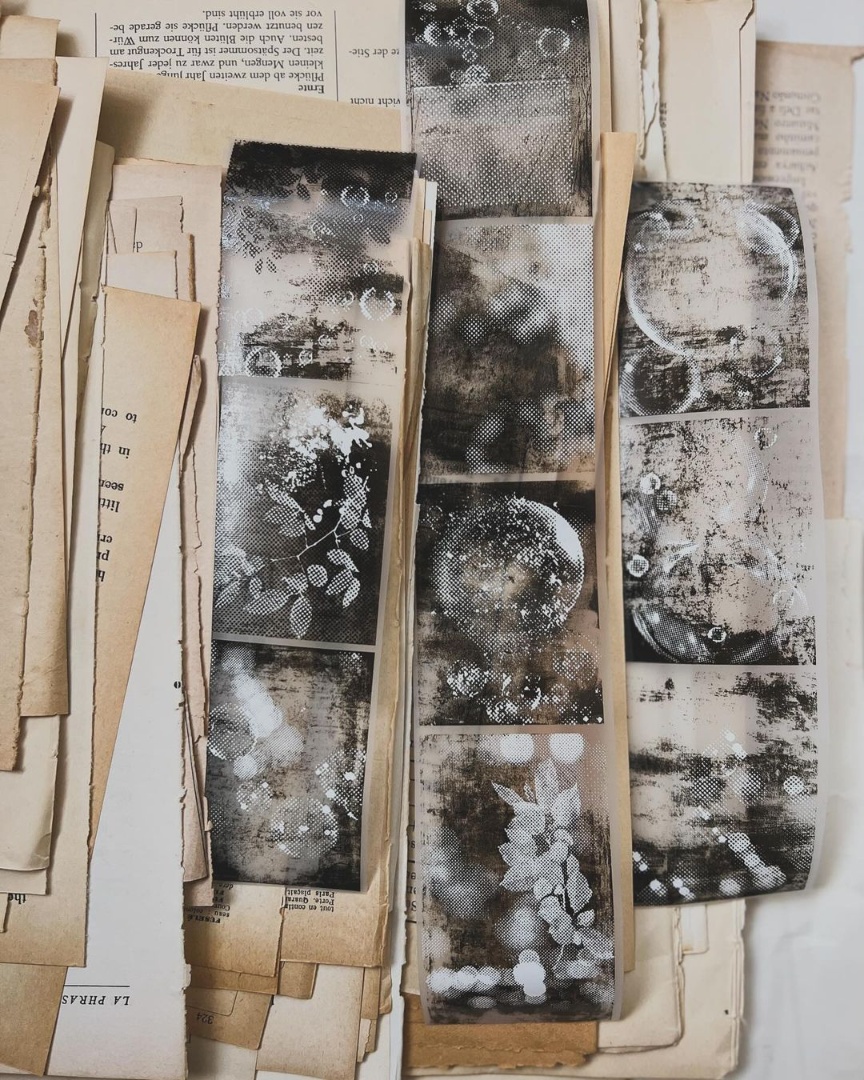 Plus Minus Matte PET Tape - Noir 06 Foliage