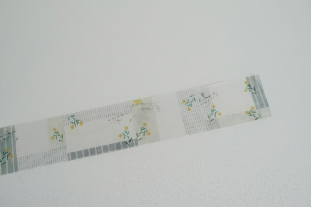 Yohaku Tracing Roll Sticky Note CHECK&STRIPE Winter Gift 2024 - YC-025